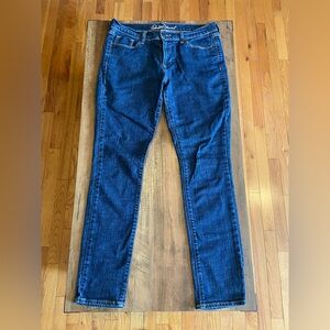 Old Navy Women’s dark blue skinny jeans